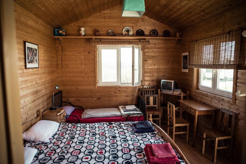 Da Silva Surfcamp Hostel อารีอา บรันกา ภายนอก รูปภาพ
