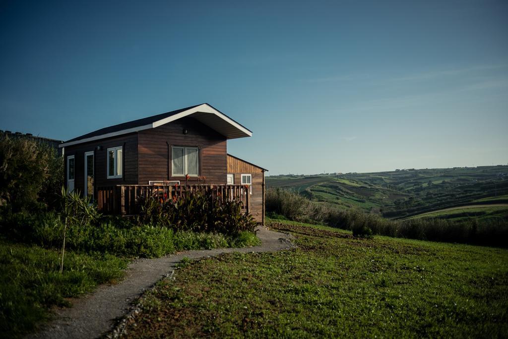 Da Silva Surfcamp Hostel อารีอา บรันกา ภายนอก รูปภาพ