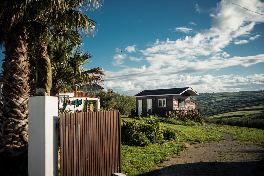 Da Silva Surfcamp Hostel อารีอา บรันกา ภายนอก รูปภาพ